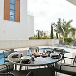 Villa By The 12 *
